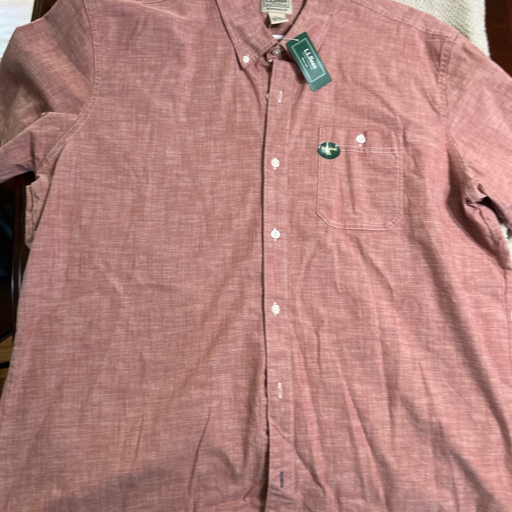 Men’s L.L. Bean comfort stretch chambray short sleeve size XL pale sienna NWT